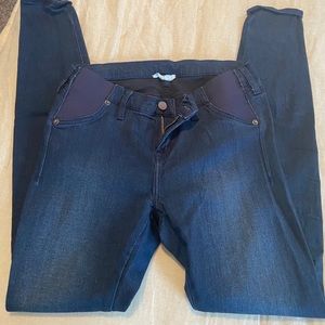 Ingrid and Isabel maternity jegging